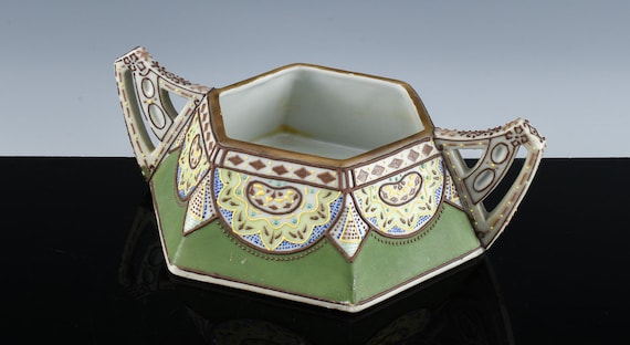 Superb c1920s Nippon Raised Moriage Enamel H/P Handled Porcelain Tea Caddy Bowl