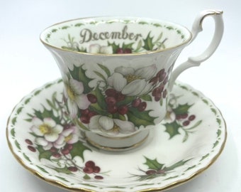 Royal Albert Flor del Mes Serie Taza de Té y Platillo de Diciembre