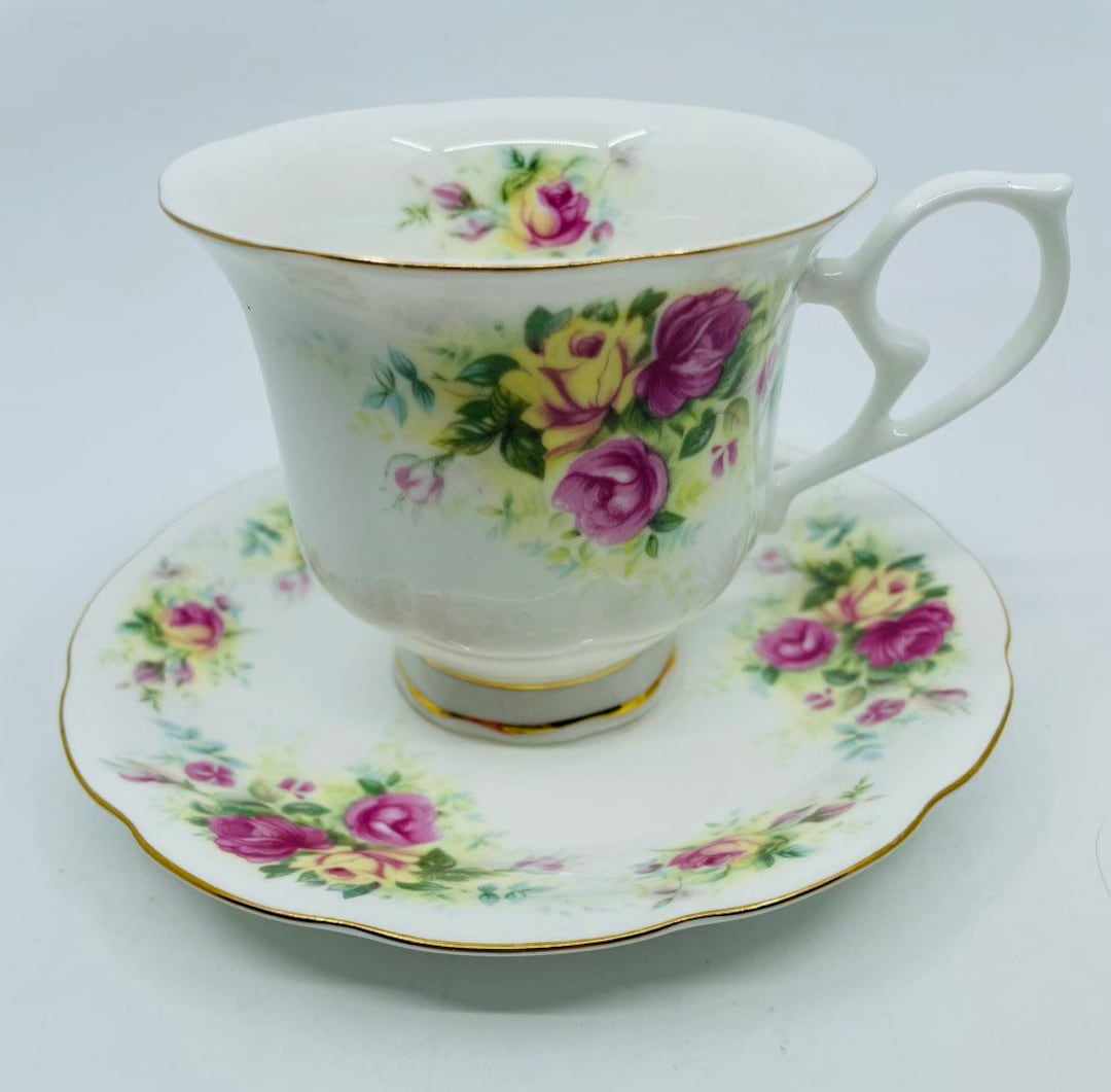 Royal Wessex English Summer Roses Teacup UK