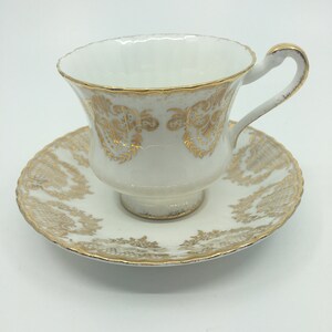 Filiżanka do herbaty i spodek Paragon Gold and White