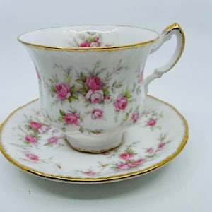 Filiżanka do herbaty i spodek Paragon Victoriana Rose