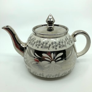 Gibsons Silver Teapot
