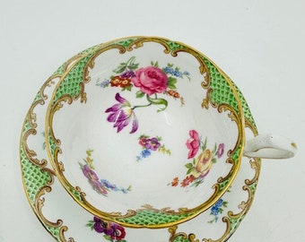 エインズレイ フローラル グリーン スクロール ティーカップ＆ソーサー