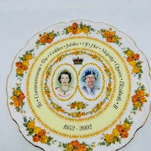 Royal Albert Queen Elizabeth Golden Jubilee Collectable Plate
