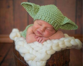 baby yoda bonnet