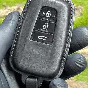 Leather Car Key Case For Camry, RAV4, Corolla, Highlander, Tacoma, Venza, Tundra, Land Cruiser, 2, 3 and 4 buttons