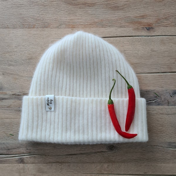 Merino & Cashmere Beanie in Iceland