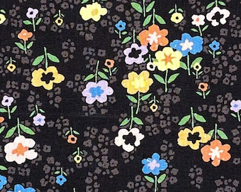 Tela japonesa -- Campo de flores sobre fondo negro -- Tela acolchada 100% algodón