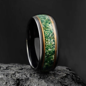 Anello in tungsteno nero con agata muschiata verde, fede nuziale da uomo, anello da uomo, regalo di anniversario per lui, vestibilità comoda 8 mm