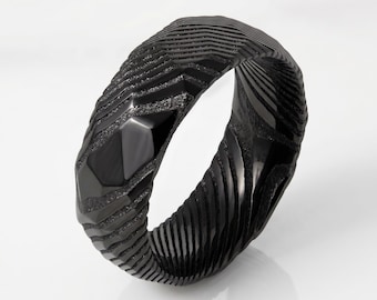 Hammered Black Damascus Ring for Men | Wavy Pattern Statement Ring ~ Mens Black Wedding Band ~ Hammered Black Ring ~ Festival Jewelry