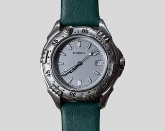 Fossil AM2938 Womens Watch Leather Band Silver Stainless Steel Gray Dial Quartz 24 Hour Analog Classic Casual Watch