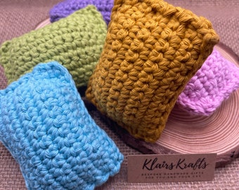 Handmade Crochet Catnip Cat Toy Pillow: Cotton Cat Ball