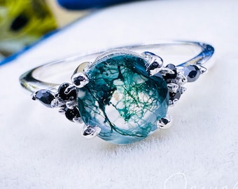 Vintage Moss Agate Round Engagement Ring in White Gold with Black Onyx Cluster Accents, Unique Anniversary Promise Bridal Jewelry Gift
