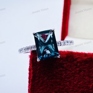Anillo de topacio azul Londres con corte esmeralda: anillo de aniversario en plata de ley