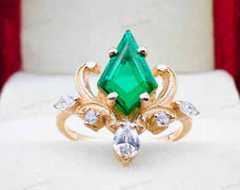 Kite cut Emerald engagement ring rose gold emerald ring unique wedding band moissanite accent vintage promise ring for her anniversary ring