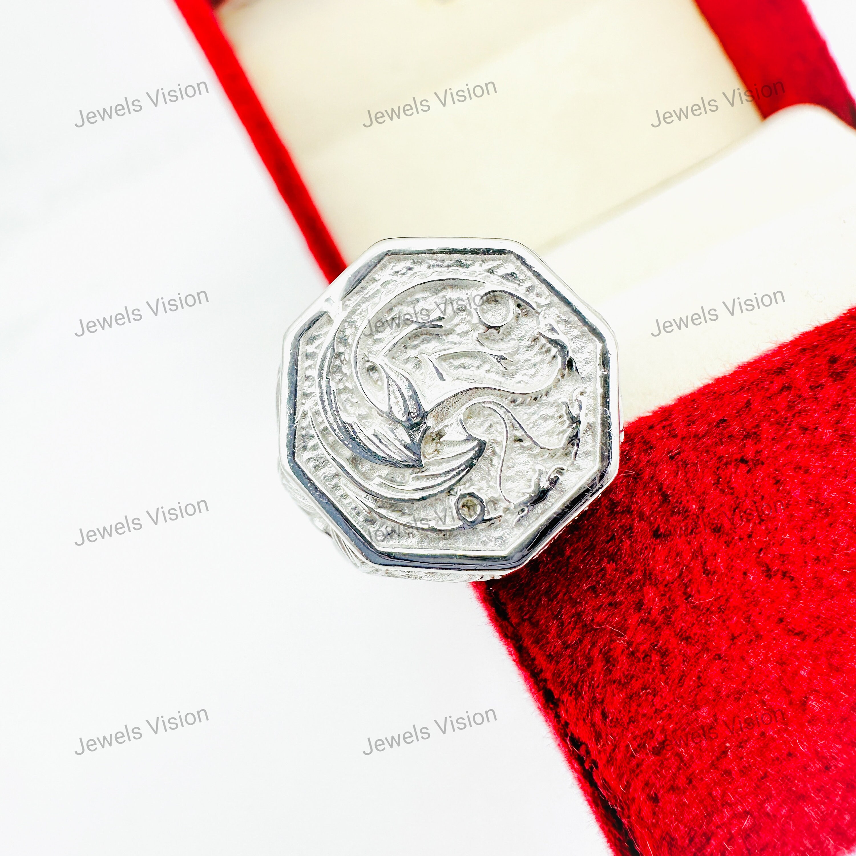 Unveiling The Mystery Daenerys Targaryens Iconic Ring - rm6yojr