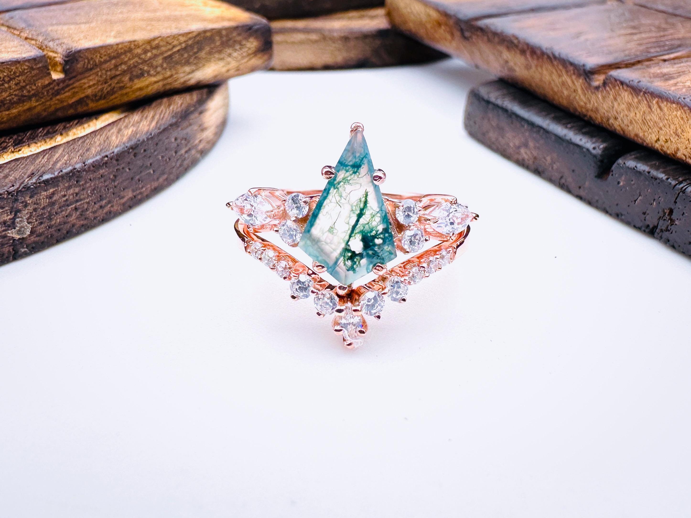Vintage Kite Cut Moss Agate Engagement Ring Set: 14k Rose Gold Moissanite Bridal Ring