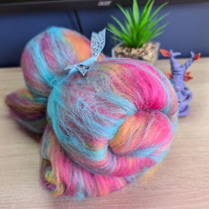 Art Batt x1, MERMAID, 100% Merino, 100g, Spinning, Felting, Weaving, Fibre Batt, Blue, Pink, Purple, Peach, Yellow