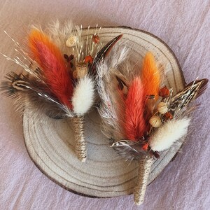 Natural dried flower boutonniere for men  Wedding boho boutonniere for groom