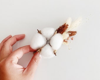 Dried flower boutonniere for men Boho boutonniere for groom Winter groomsmen boutonniere Mens boutonniere Cotton Boutonniere for wedding