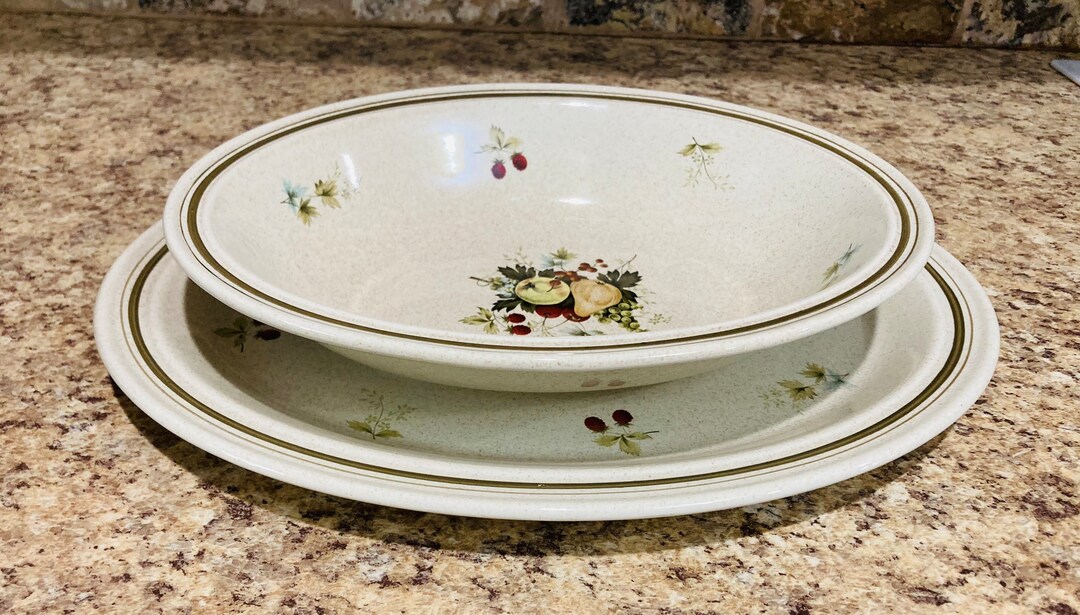 Royal Doulton Cornwall 13 Oval Serving Platter and 10 Oval Vegetable