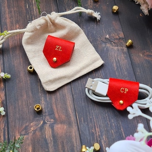 Leather cable organizer, earphone wire organizer, earpiece holder, leather cable cord, earphone holder leather,Mother&#39;s Day Gift