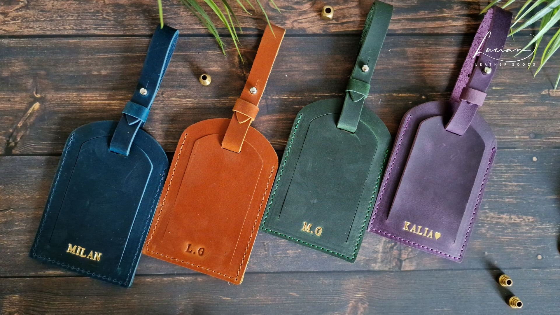 Personalized leather luggage tag with monogram - Brute Handcraft