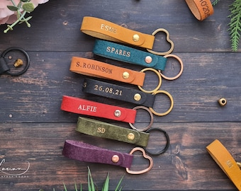 Personalisierte Leder Schlüsselanhänger Schlüsselbund Schlüsselanhänger, Geschenk für Sie Ihn, Custom Stamped Initial Keychain, Valentinsgrußgeschenk, handgefertigt in Großbritannien