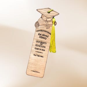 Personalised Wooden Graduation Bookmark 2025 with Name, University, Degree, Date, Custom Grad Cap Gift for Her, Unique College Keepsake
