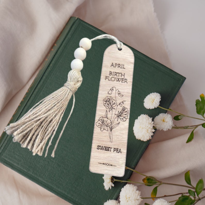 April Birth Flower Bookmark, Wooden Bookmark with Tassel, Gift for Reader, Engraved Bookmark Book Lovers, Sweet Pea Birthflower Daisy Flower image 5