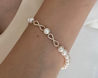 14K Gold Pearl Bracelet: Infinity Charm, Adjustable Chain