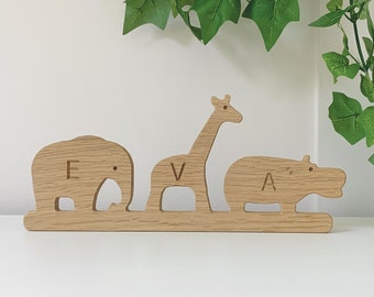 Personalisiertes Safari-Namensschild | Türschild, Babyparty-Geschenk, Safari-Kinderzimmer-Dekor, Dschungel-Kinderzimmer, personalisiertes Geschenk