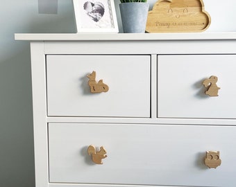 Boutons de tiroir représentant un animal des bois | déco forêt, poignées de garde-robe, poignées de tiroir, renard, écureuil, lapin, hérisson, hibou, chambre de bébé