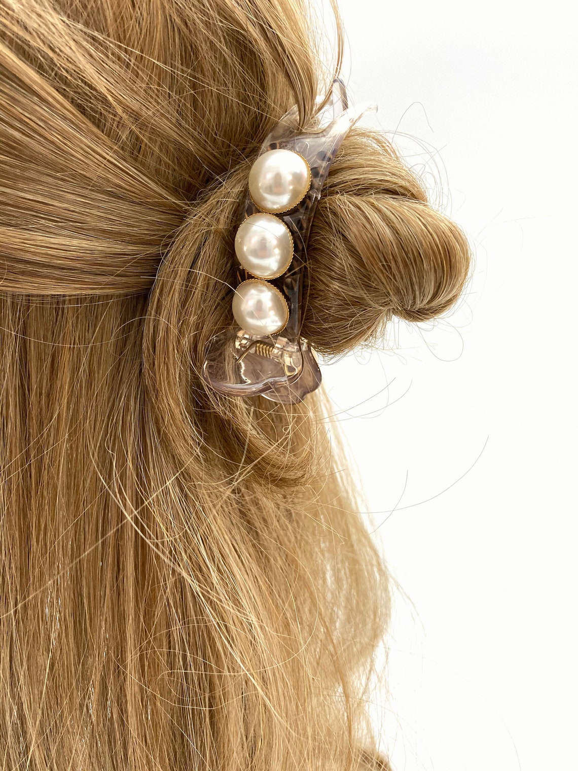 Pearl hair claw clip for bun hairstyle pearl claw clamp bun Etsy