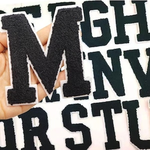 Toppa con lettere grandi in ciniglia nera da 4,2 pollici, toppe fai da te con alfabeto nero, toppe per borse per abbigliamento, toppe ricamate da stirare