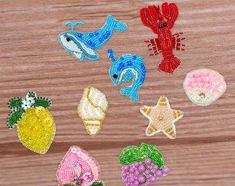 Parches de animales con diamantes de imitación para coser: conchas, cangrejos de río, ballenas y frutas.