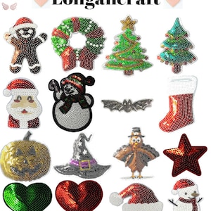 Peut inclure: Un ensemble de 15 patchs à paillettes thermocollants sur le thème de Noël et des fêtes, comprenant un bonhomme en pain d'épices, une couronne, un sapin de Noël, le Père Noël, un bonhomme de neige, une chauve-souris, une chaussette, une citrouille, un chapeau de sorcière, une dinde, une étoile, un cœur, un bonnet de Père Noël et un bonhomme de neige. Les patchs sont tous faits de paillettes et sont disponibles dans une variété de couleurs.