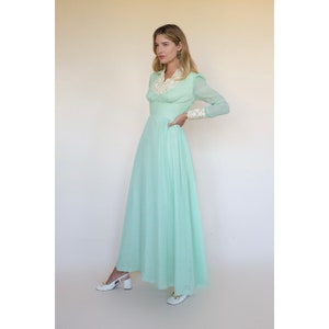 Vintage 1970s Mint Green Maxi Dress Long Sleeve Lace Collar Cuff Trim 60s Cotton Prairie XS 6 8 2 4 Gunne Sax Cottagecore Laura Ashley