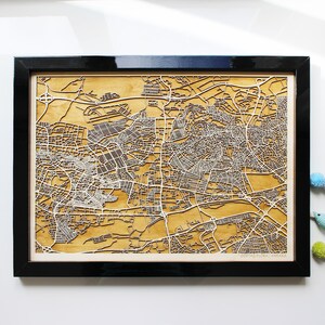 Benutzerdefinierte Laser geschnitten Holz Stadt Karte | Holz und Epoxidharz Kunst, Laser Cut Landkarte