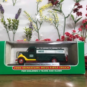 2000 MINI HESS TRUCK - Mint in Box!