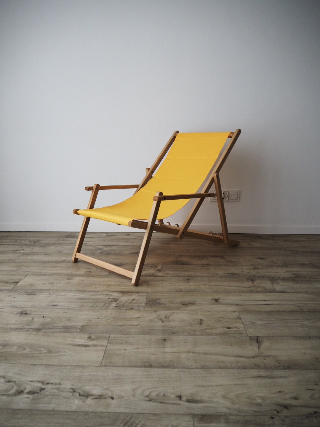 Wooden Folding Beach Chairs With Armrests, Folding Lounge Chair