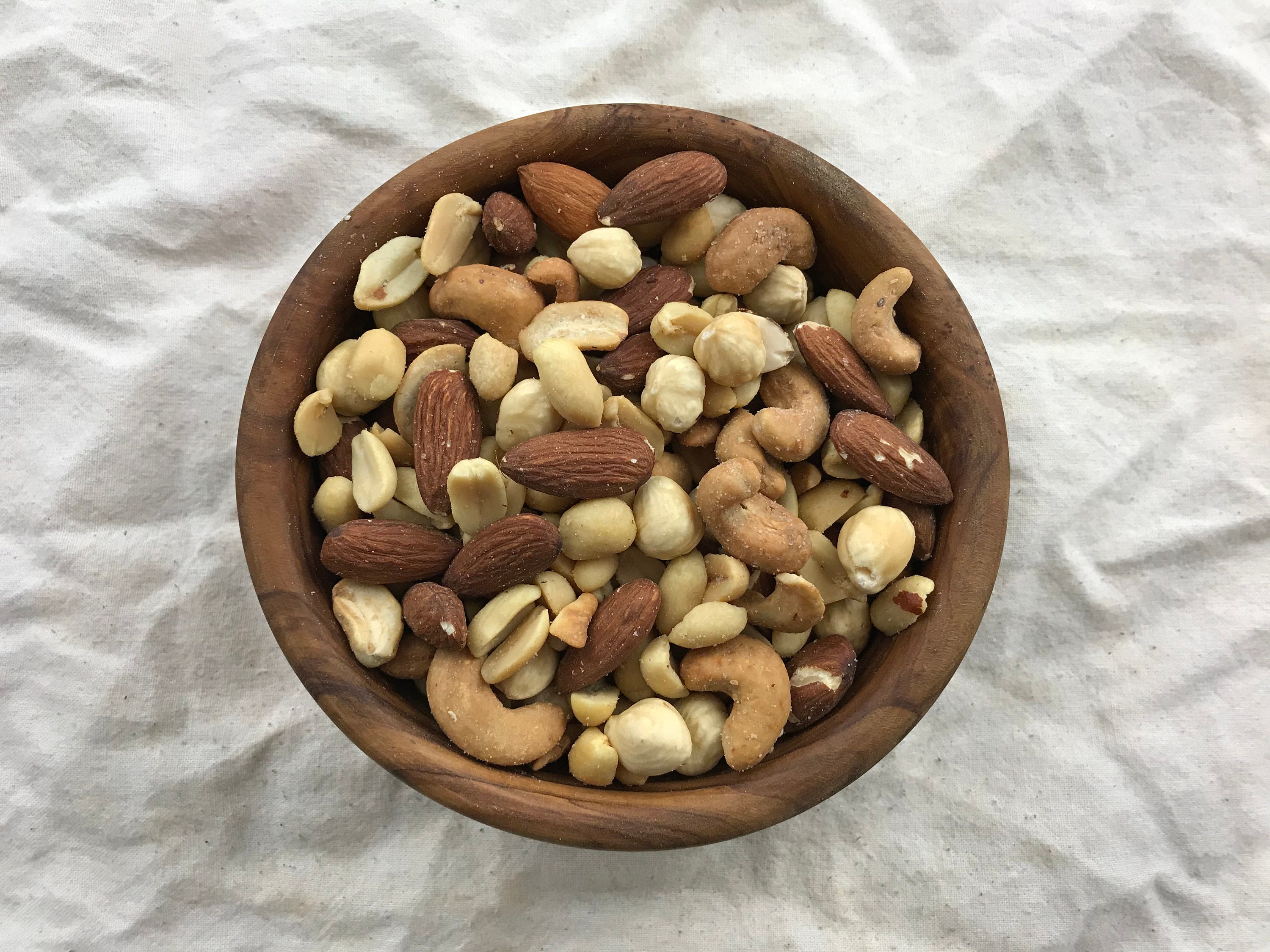 Mixed Nuts Raw & Salted, Roasted 1kg Selection of Premium Quality Mixed