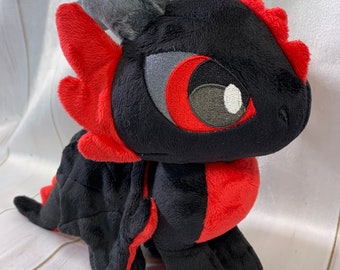 Pedido personalizado de peluche de dragón de pie