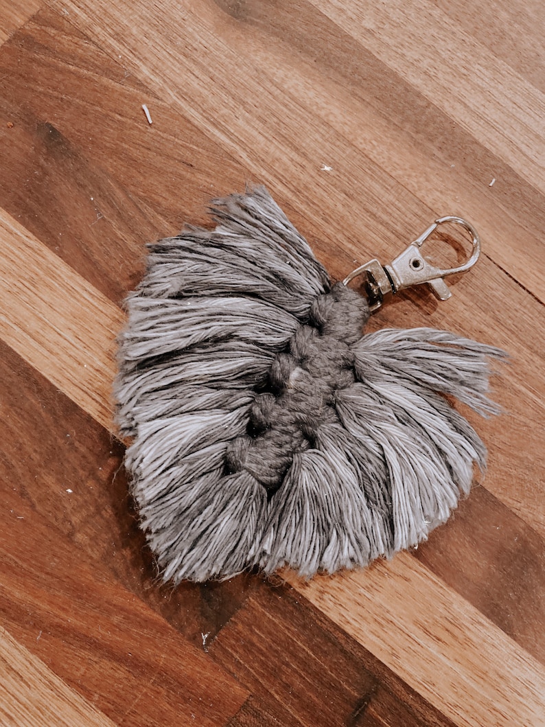 Single Macrame Keychain