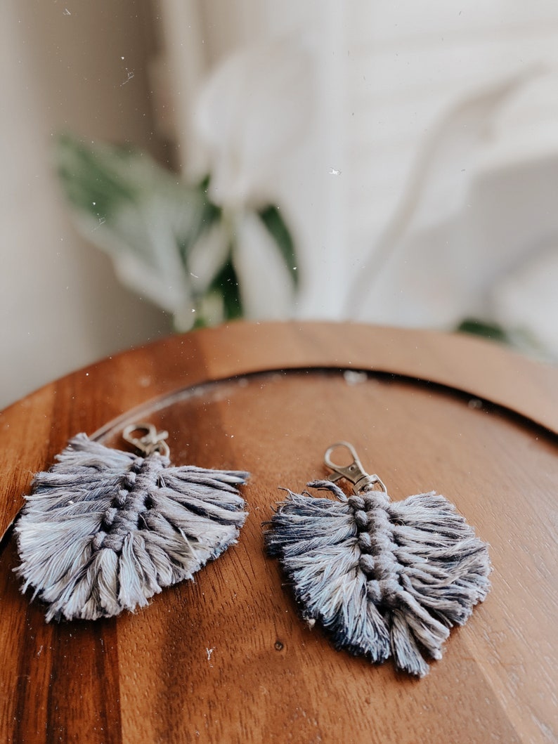 Single Macrame Keychain