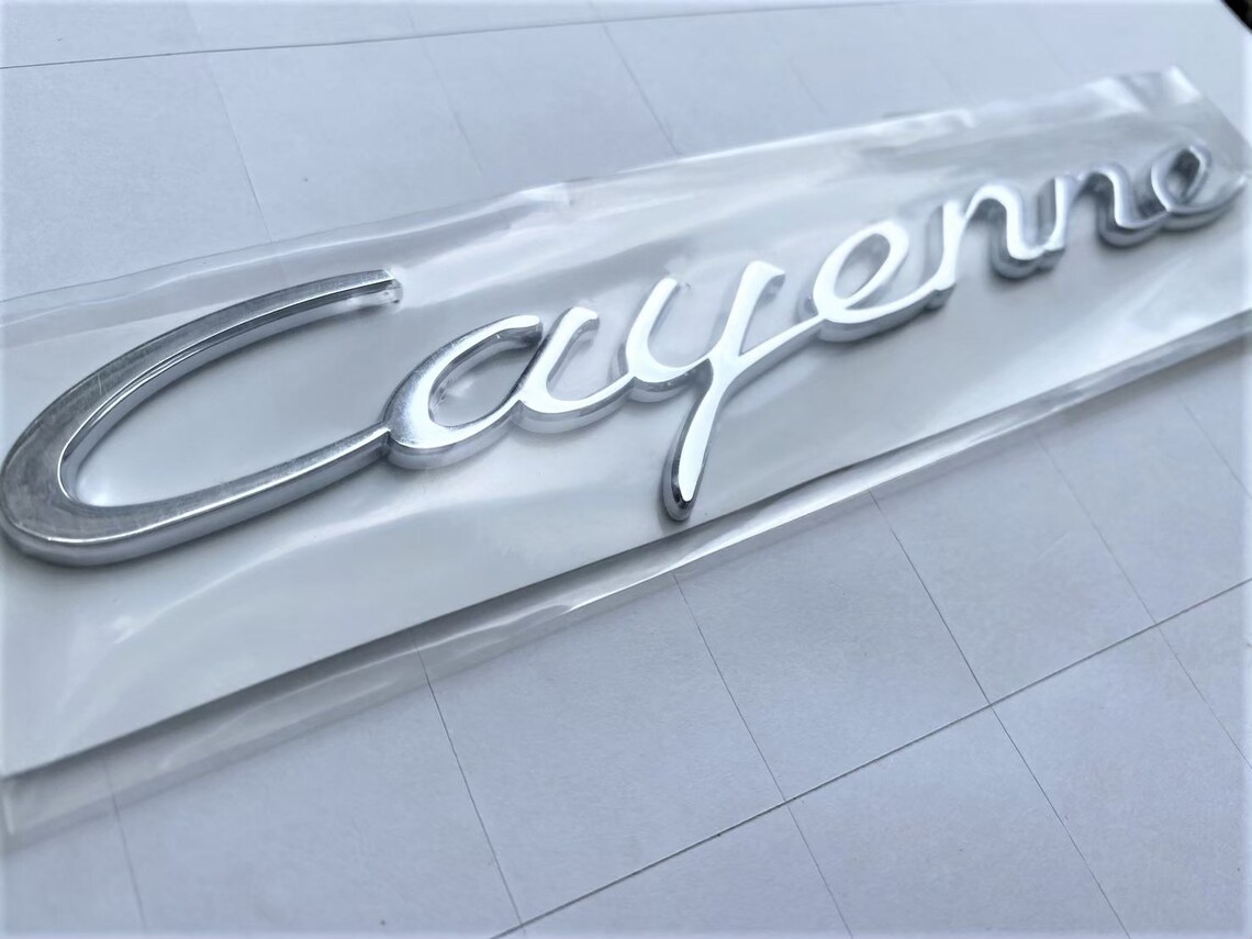 Шрифт porsche cayenne