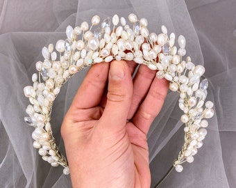 Pearl crown Bridal crown Wedding crown Bridal tiara Wedding tiara Bridal headpiece Goddess bridal crown Silver bridal crown Bride gift