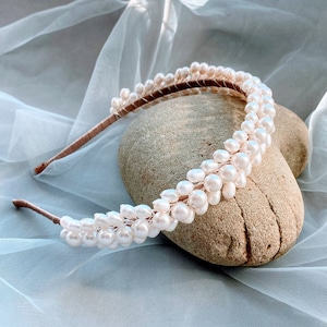 Bridal tiara Wedding tiara Bridal headpiece Bridal pearl diadem Bride gift Сlassic tiara Wedding  pearl tiara