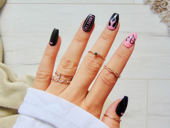 BLACKPINK K-POPネイル | 10 プレスオンネイル |人工爪 - Etsy 日本