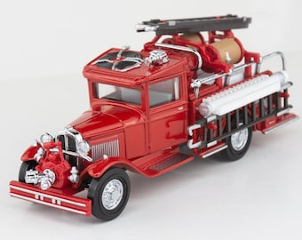 Matchbox 1932 Ford AA Fire Engine, Diecast, Models of Yesteryear
